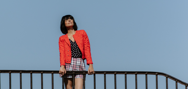 Lace is featured on the Métropolis jacket for a bold back-to-school look