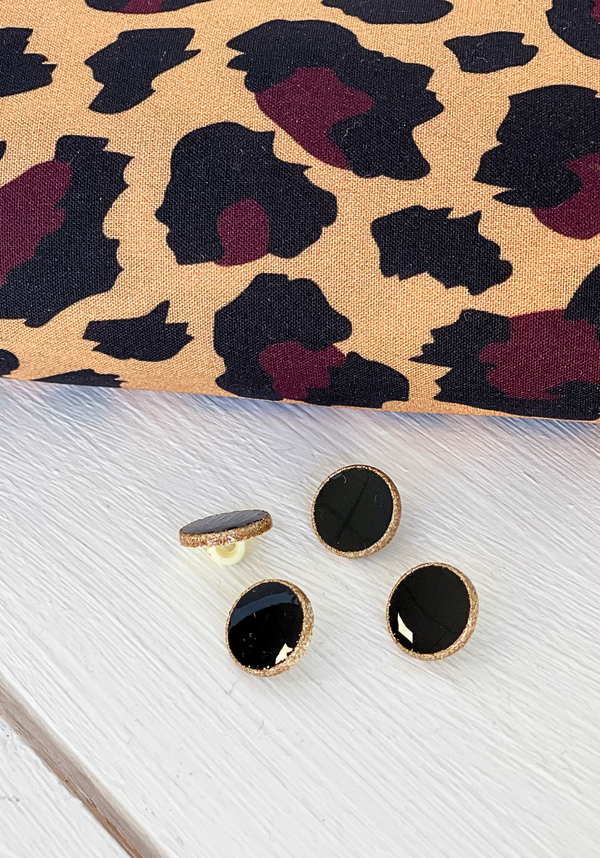 Dot black Round Shaft Button with Gold Glitter