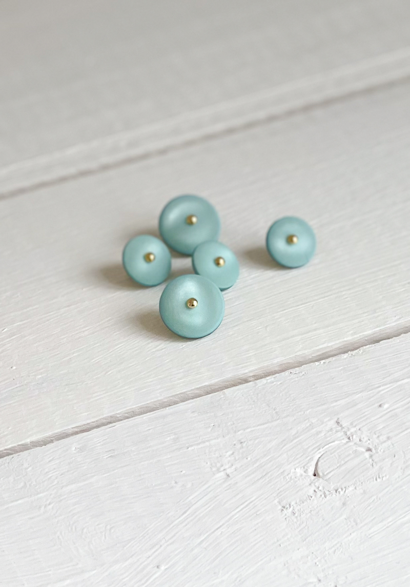 Mint Wink Matte Sewing Button 12 and 15 mm