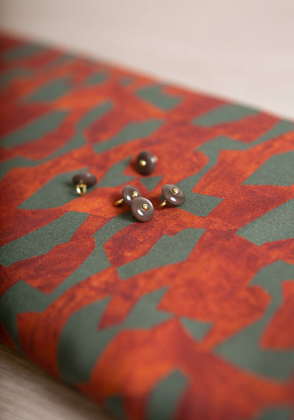 Vert Mousse Wink Sewing Button with shaft 10 mm