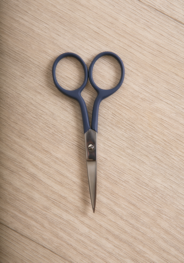 Maison Fauve Embroidery Scissors – Navy Blue