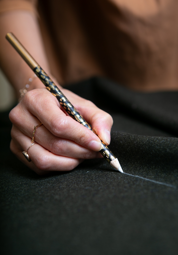 Leopard MAISON FAUVE white chalk pencil - 17 cm