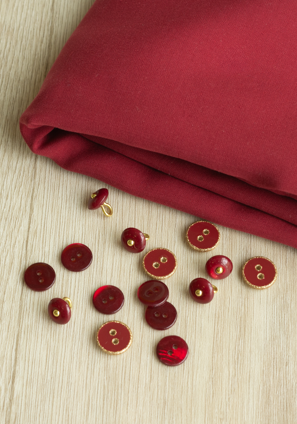 Rouge Tango Wink Sewing Button with Shaft 10 mm