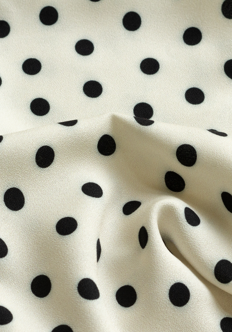 Poplin viscose Lunares - by 10cm