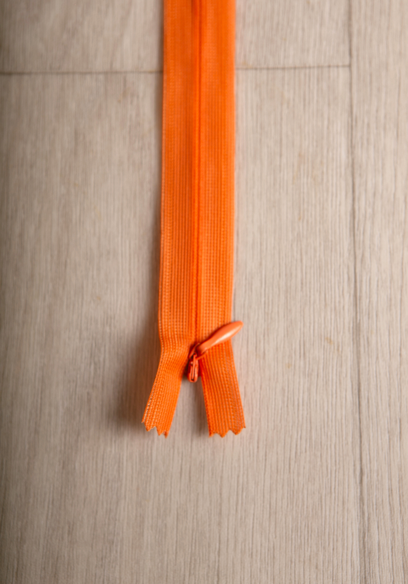 40cm Raspberry Invisible Zip 40cm Non-Separating Invisible Zip – Maison Fauve UK