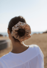 Free sewing pattern giant scrunchie / Downloadable PDF