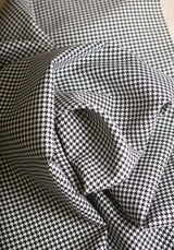 Houndstooth wool fabric for tailoring