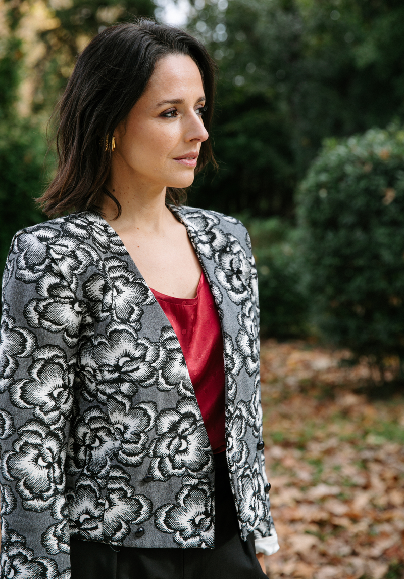 Damas Jacket Sewing Pattern - Paper Pattern