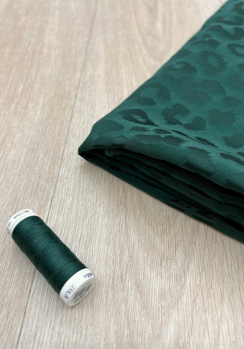 Vert Scarabée Sewing Thread 200m