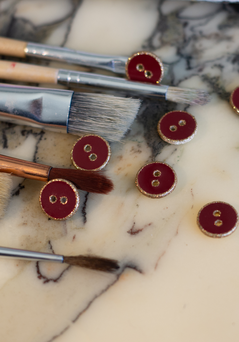 Cherry Rouge Button with Gold Glitter Trim 12 mm